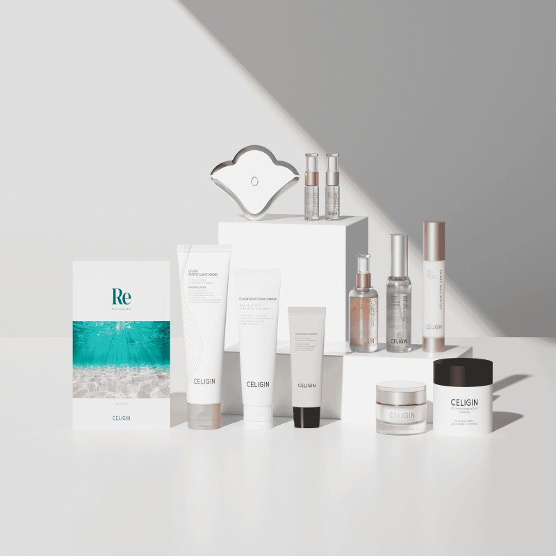 CELIGIN Brightening Peeling Toner Pad (50ml x 70ea) with CosCor 5,000ppm - Product view